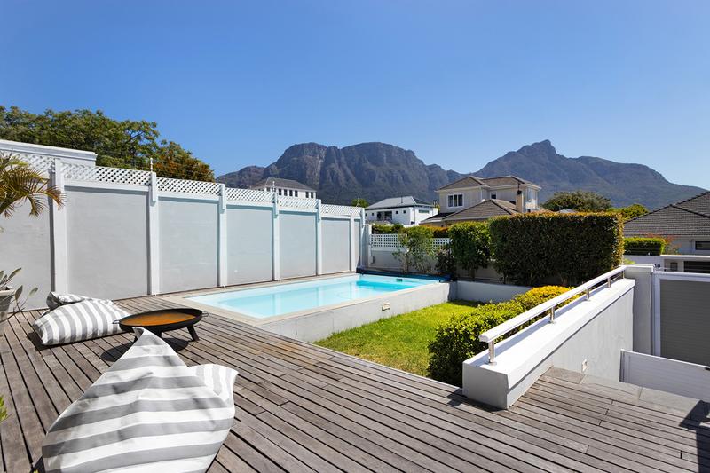 4 Bedroom Property for Sale in Claremont Upper Western Cape